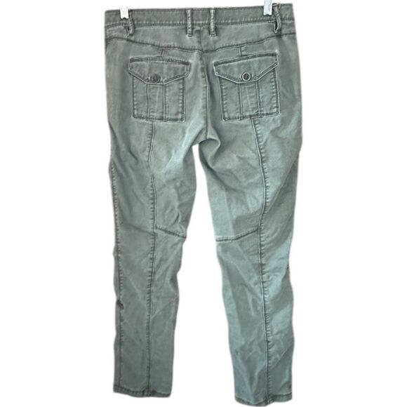 L.L. Bean Olive Green Utility Pants with Roll-up tabs.  Women’s Size 4. - Picture 2 of 8